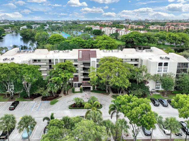 2025 Lavers Circle D504