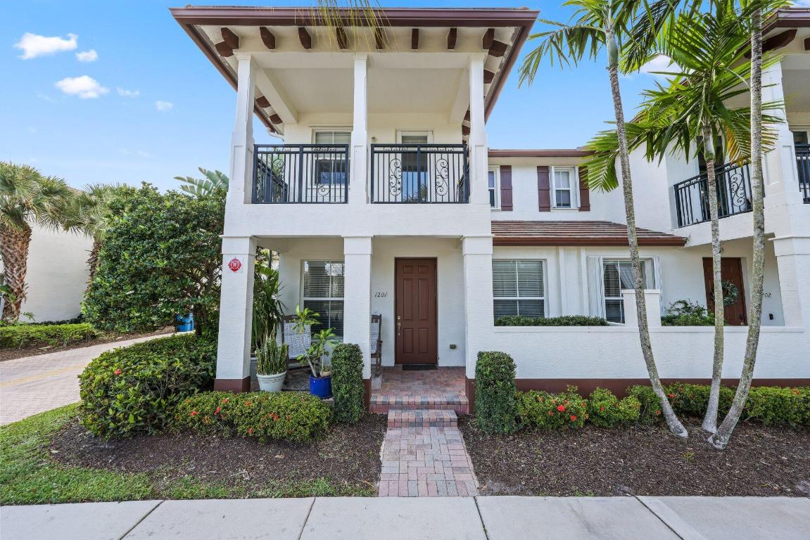 4651 Mimosa Terrace 1201