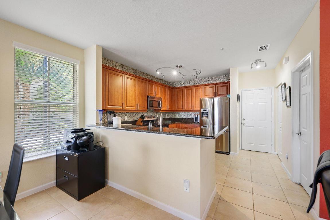 4651 Mimosa Terrace 1201