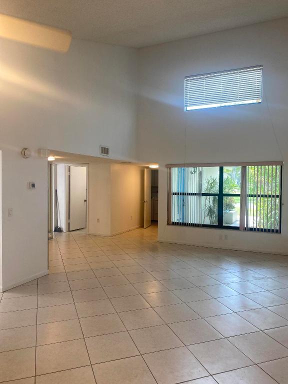 3003 SW 20th Terrace