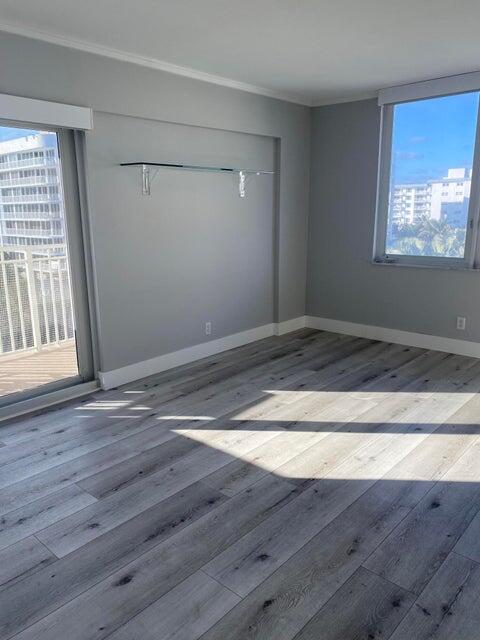 3215 S Ocean Boulevard 402