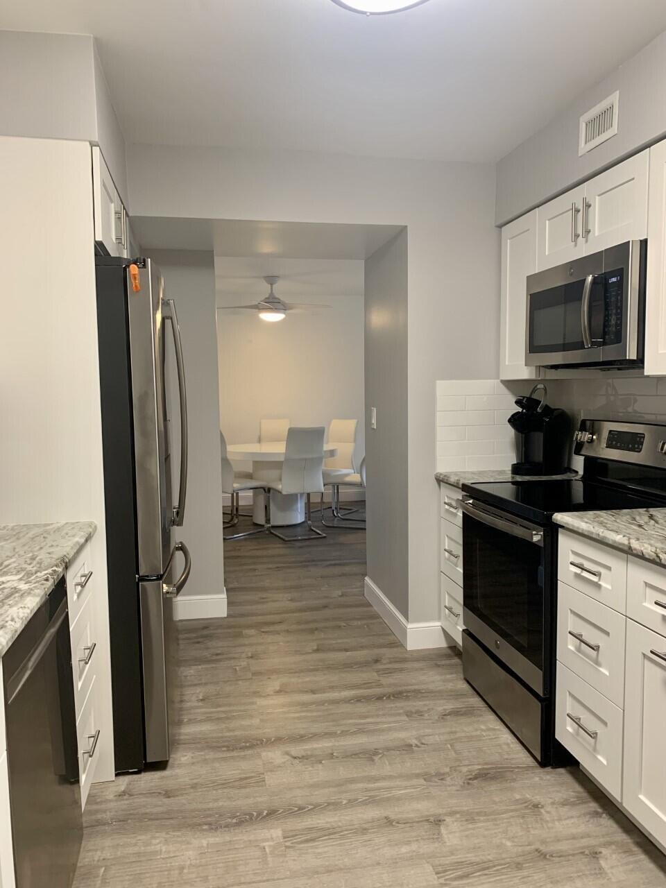950 Egret Circle 5206