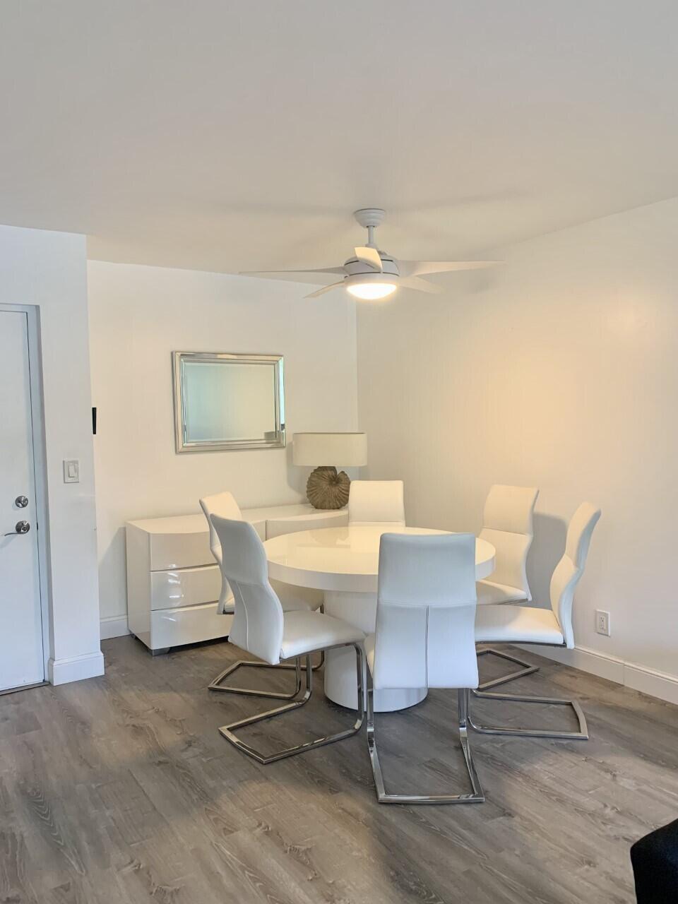 950 Egret Circle 5206