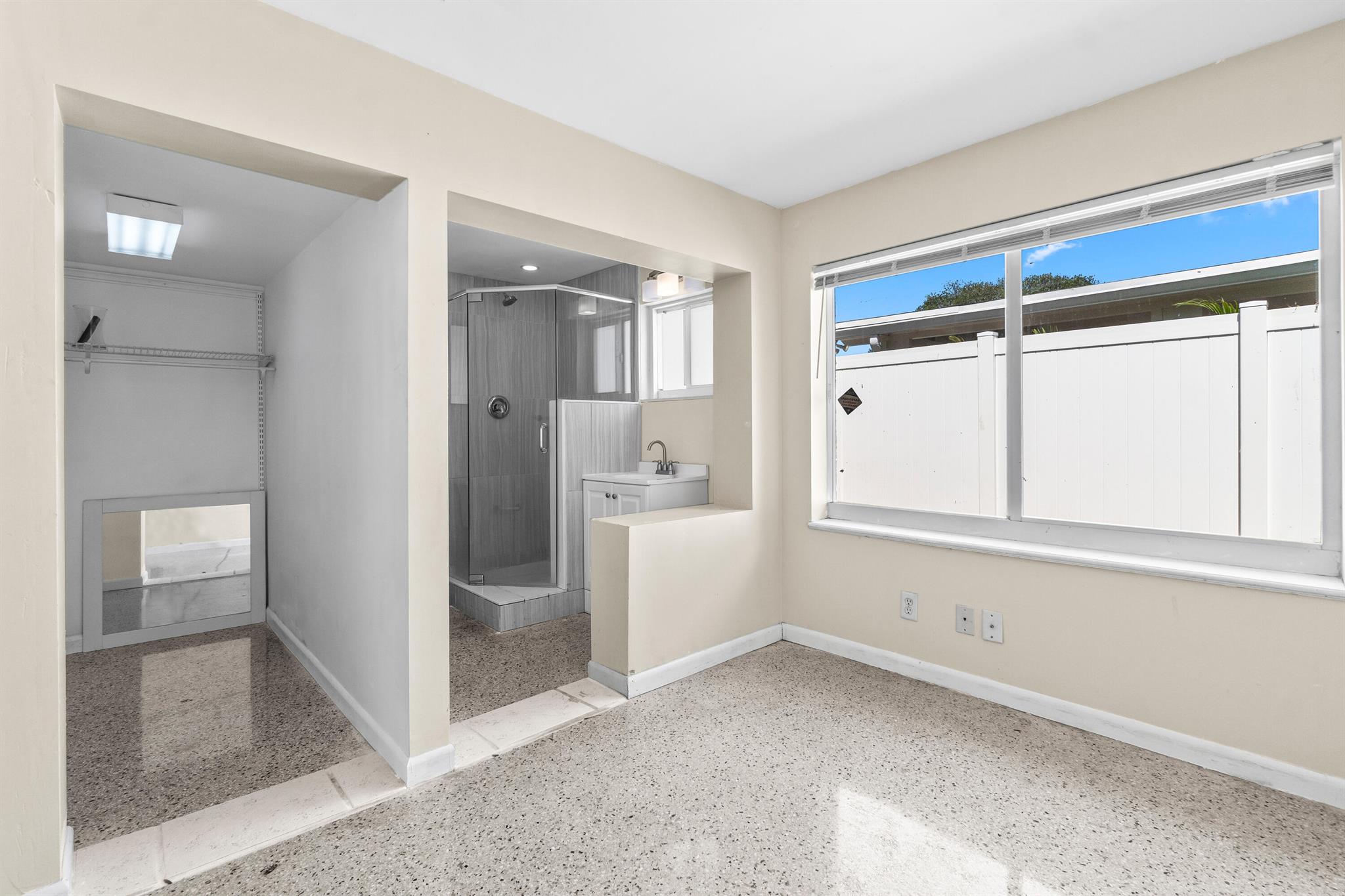 246 NE 10th Street