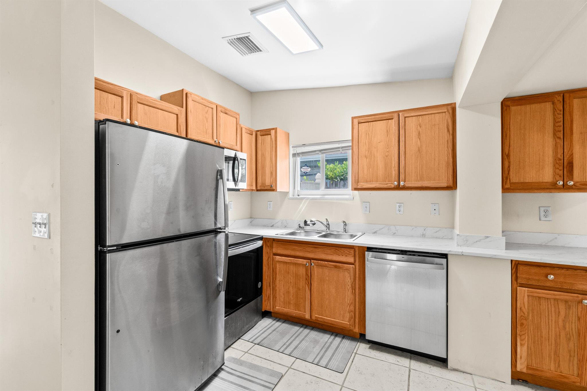 246 NE 10th Street