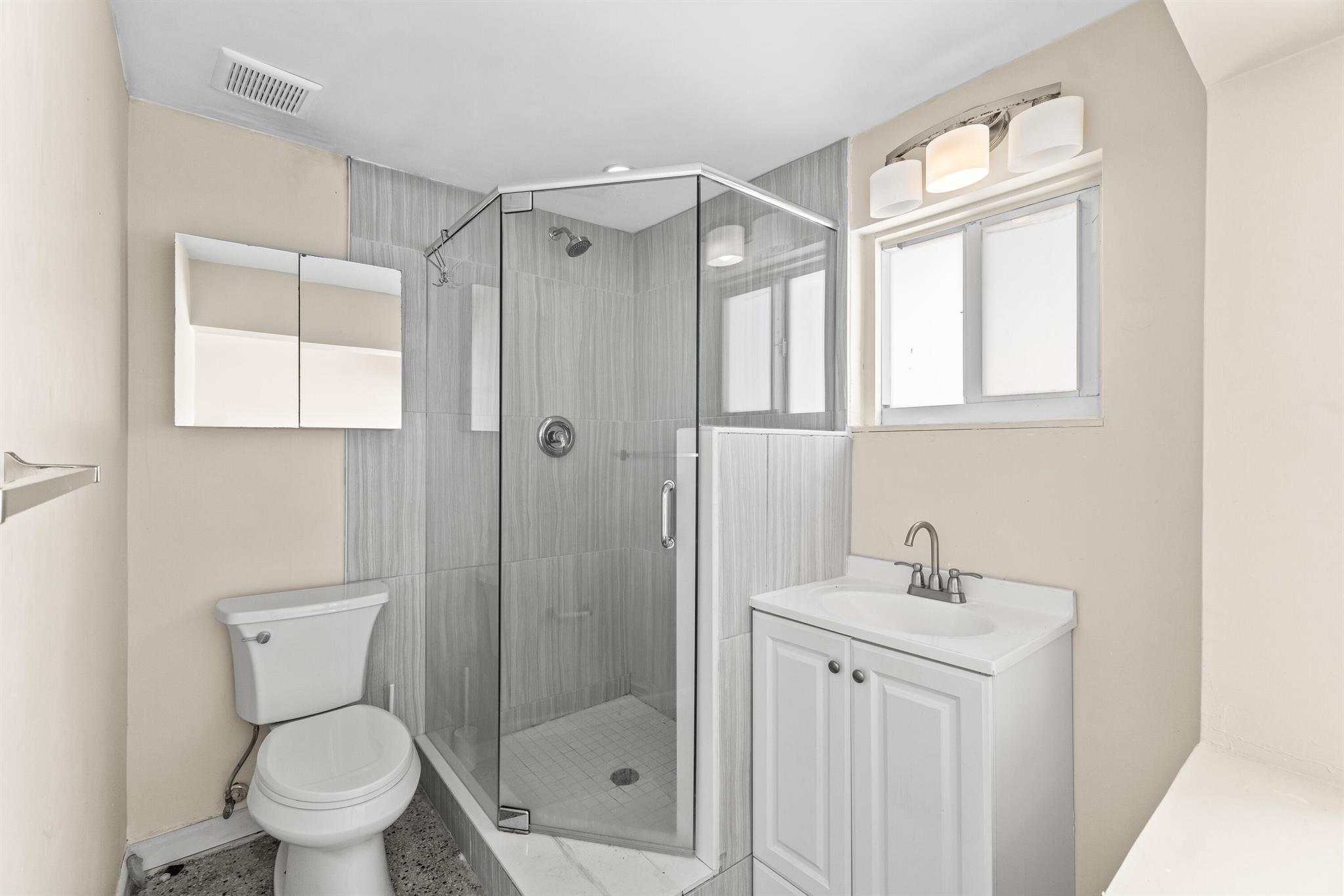 246 NE 10th Street