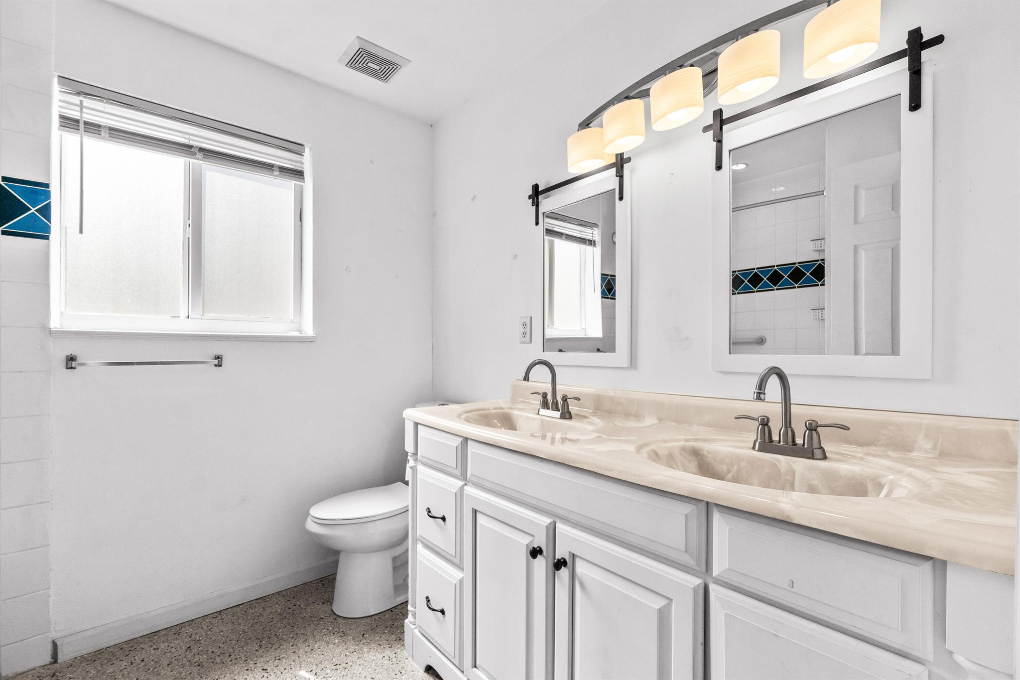 246 NE 10th Street