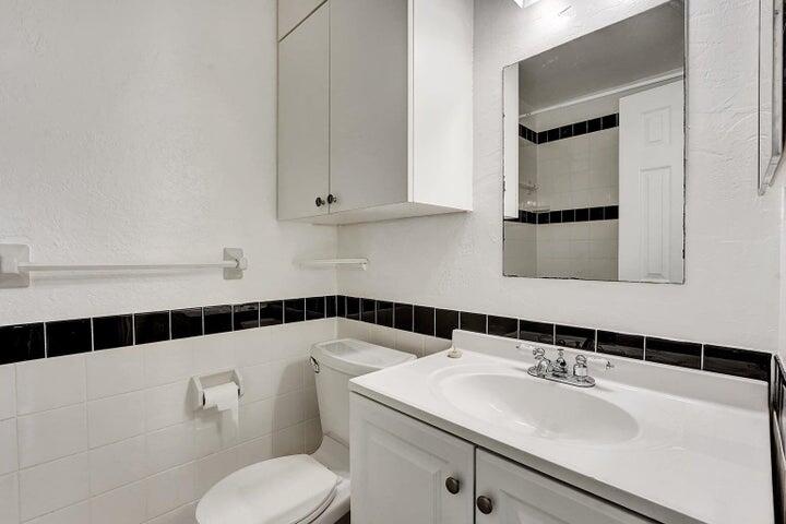 2737 Lowson Boulevard D