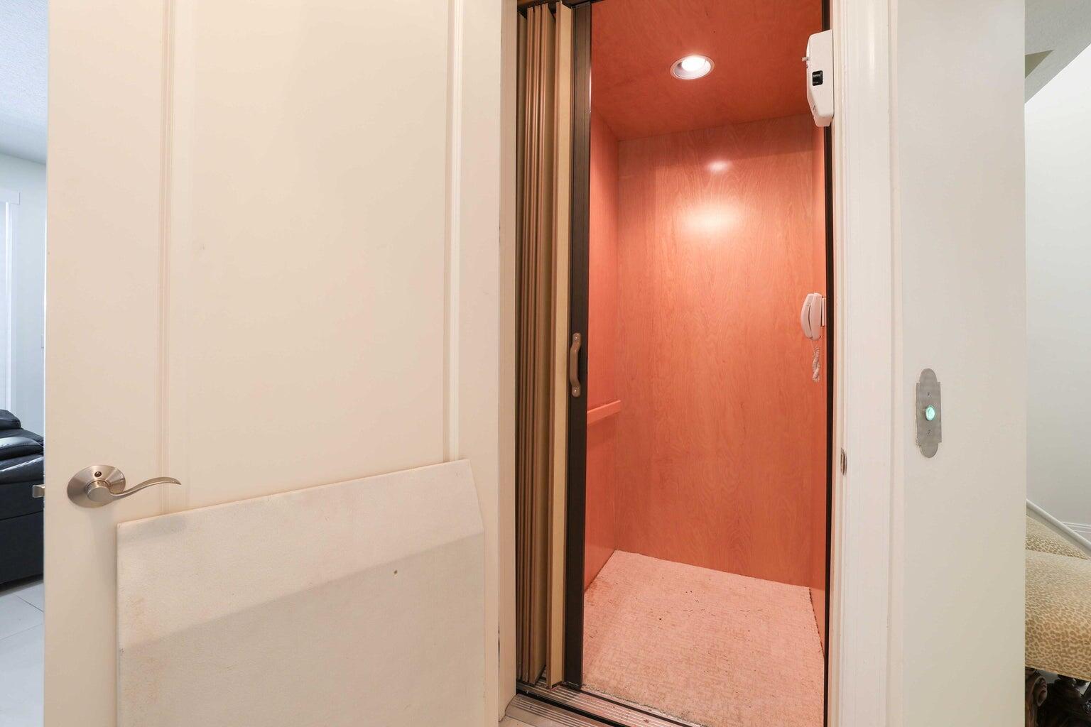 5530 NE Trieste Terrace 5530