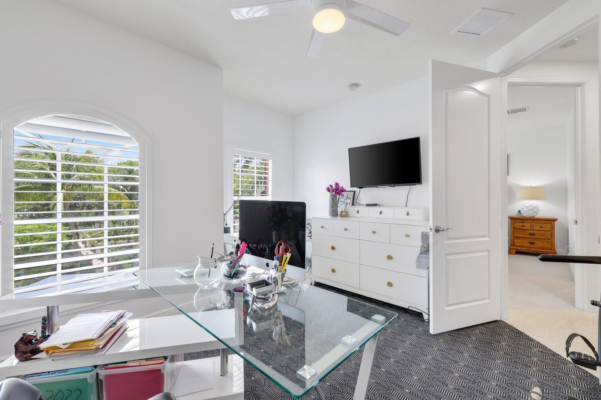 5530 NE Trieste Terrace 5530