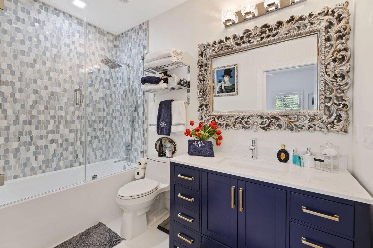 5530 NE Trieste Terrace 5530