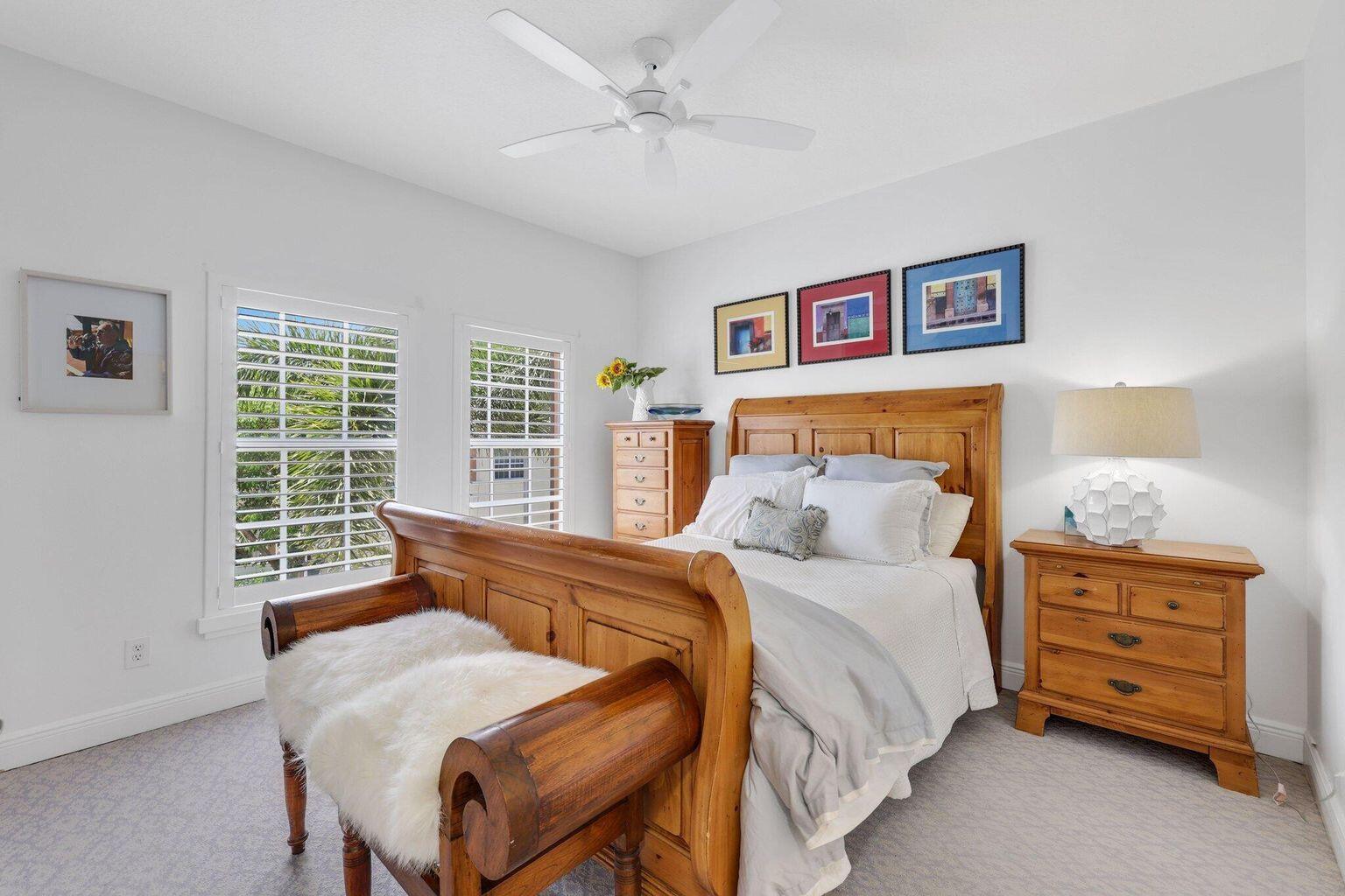 5530 NE Trieste Terrace 5530