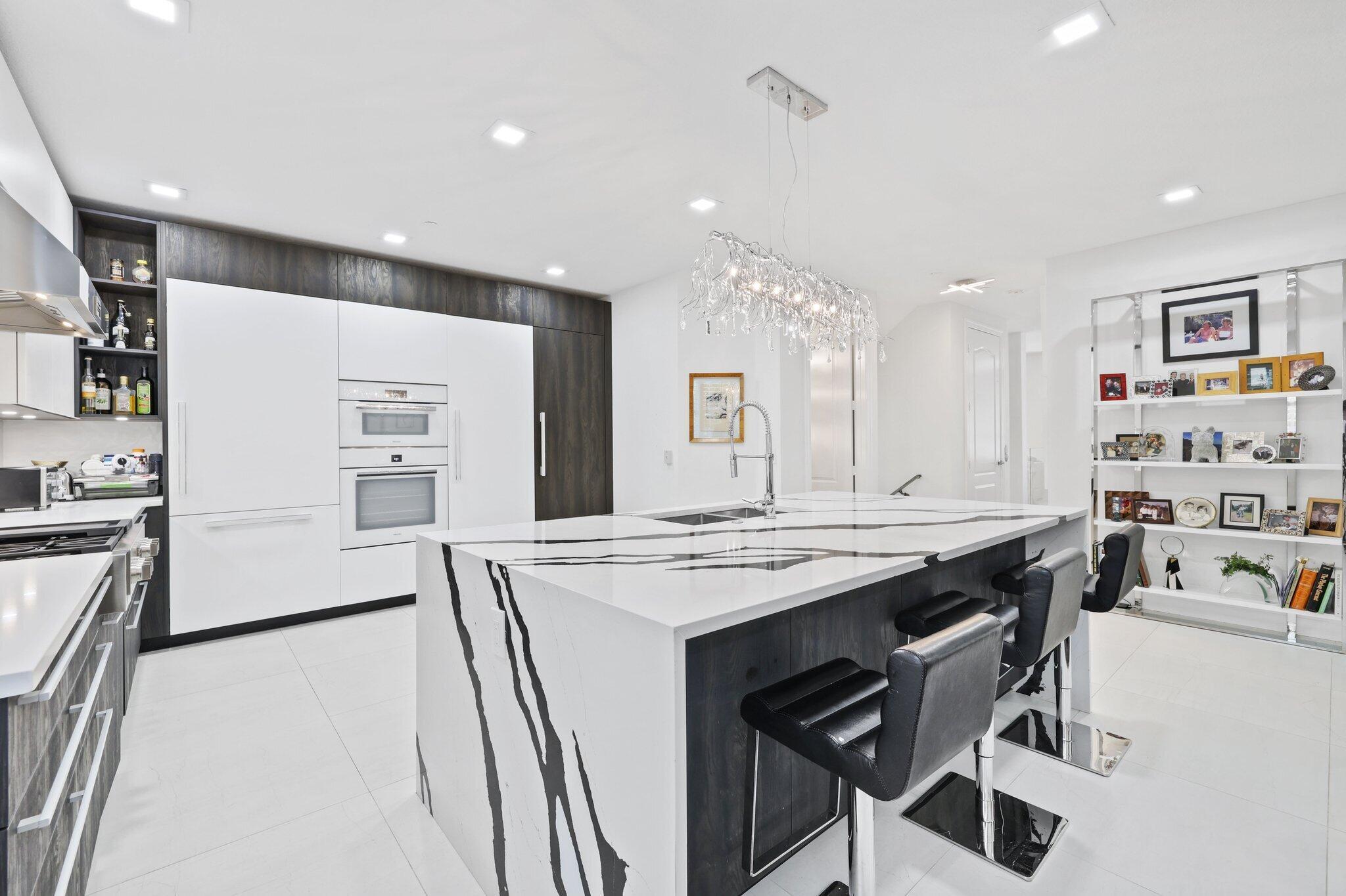 5530 NE Trieste Terrace 5530