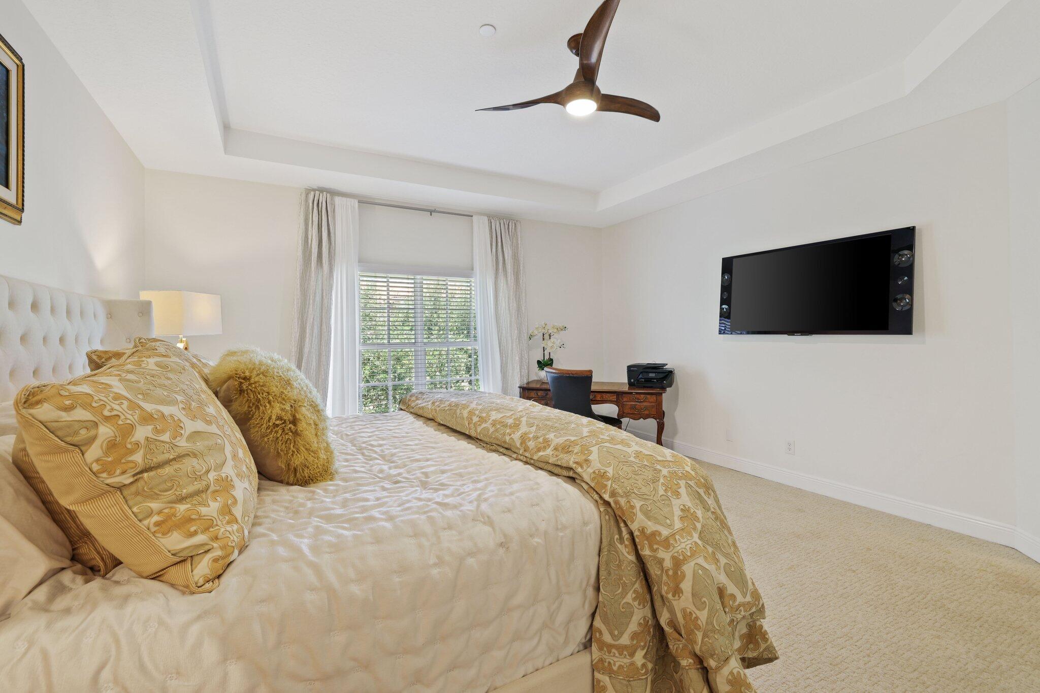 5530 NE Trieste Terrace 5530