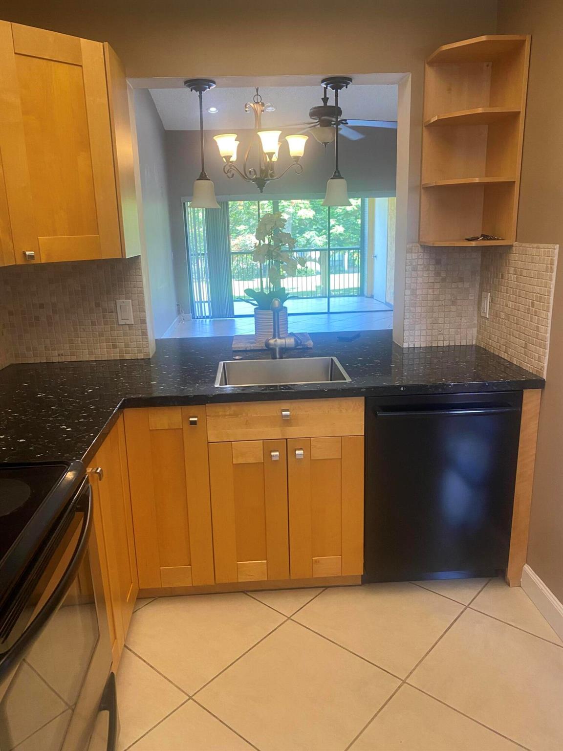 2339 SW 15th Street 16