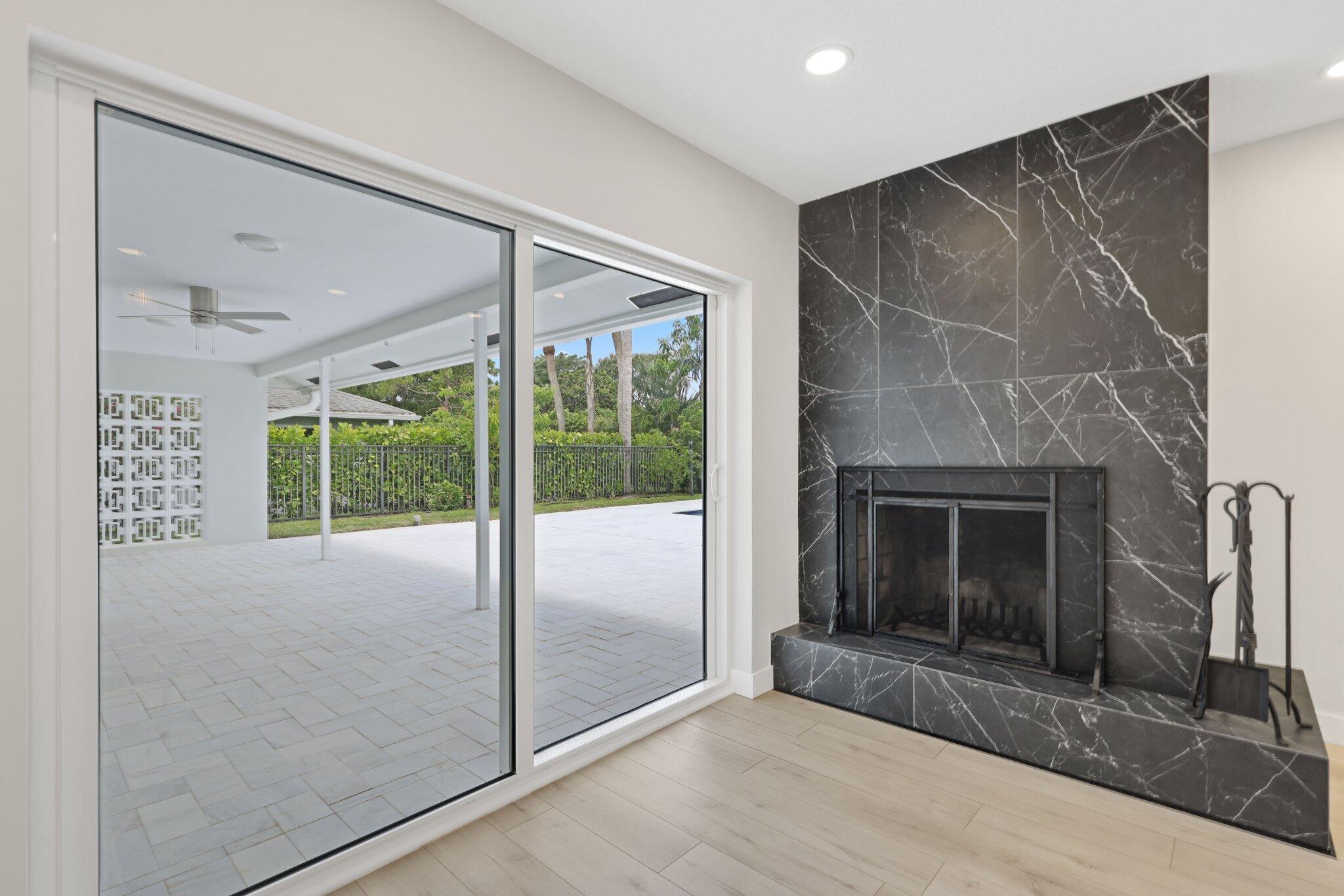 3384 Lakeview Drive