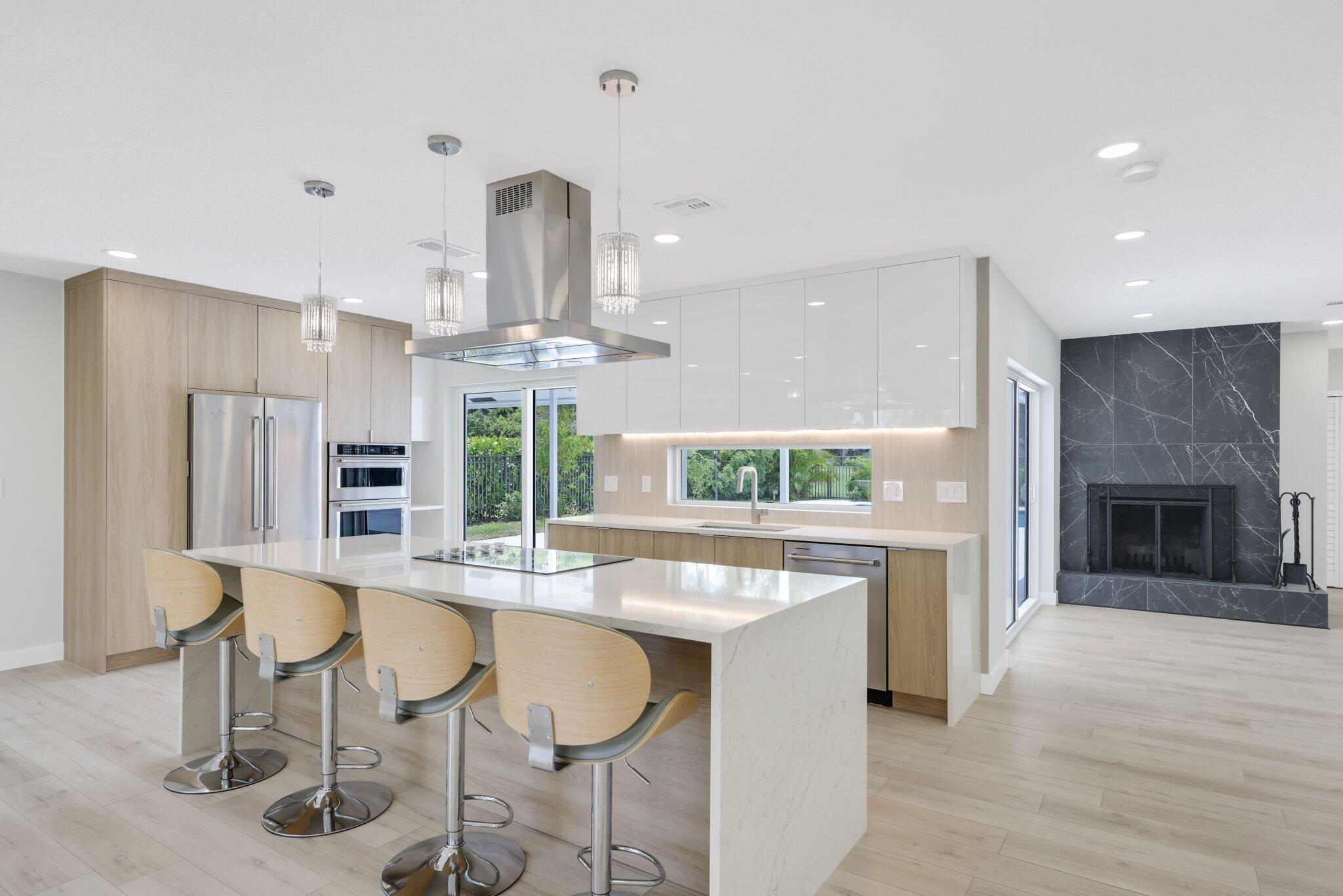 3384 Lakeview Drive