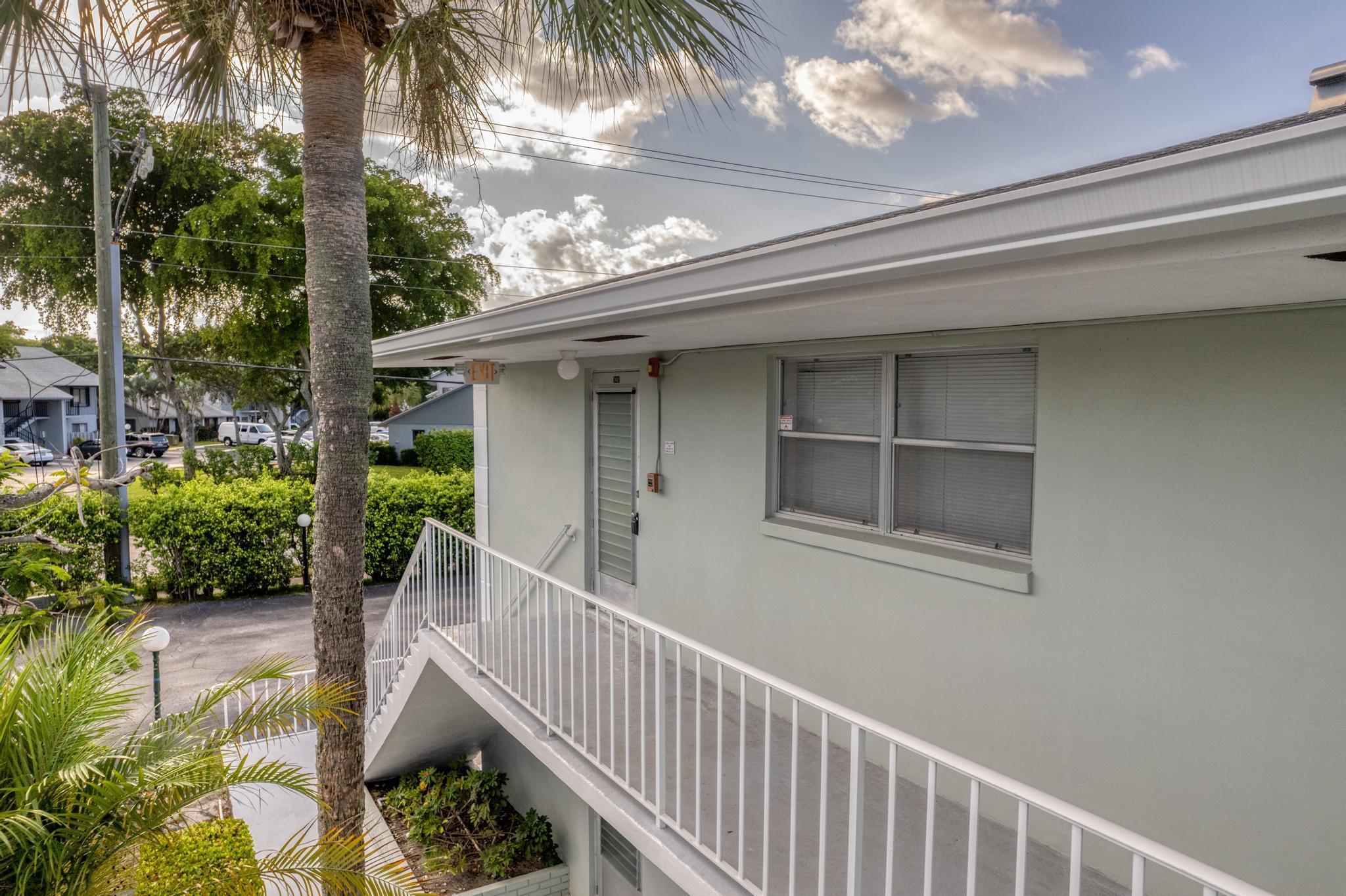 2340 SW 22nd Avenue 302