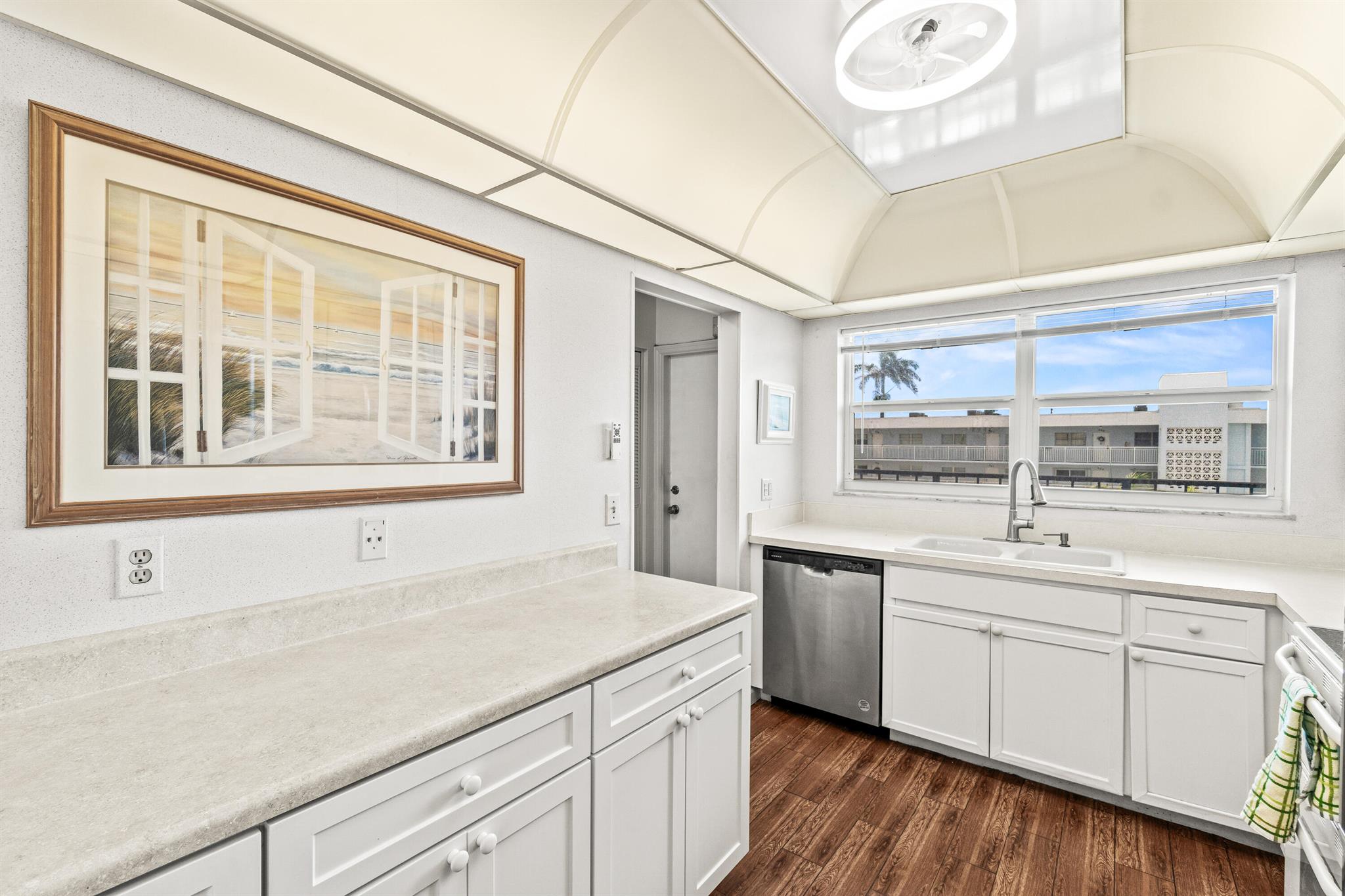 2008 S Federal Highway 401