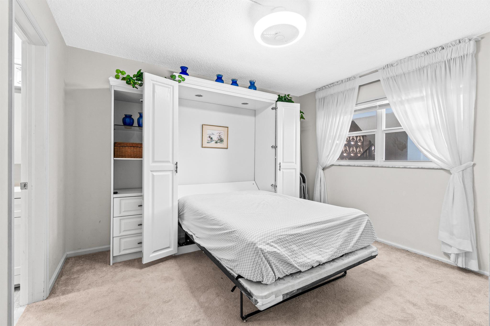 2008 S Federal Highway 401