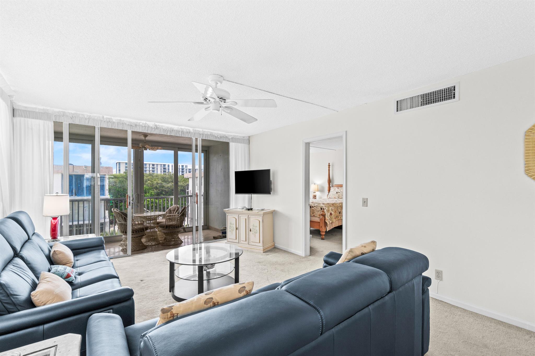 2008 S Federal Highway 401