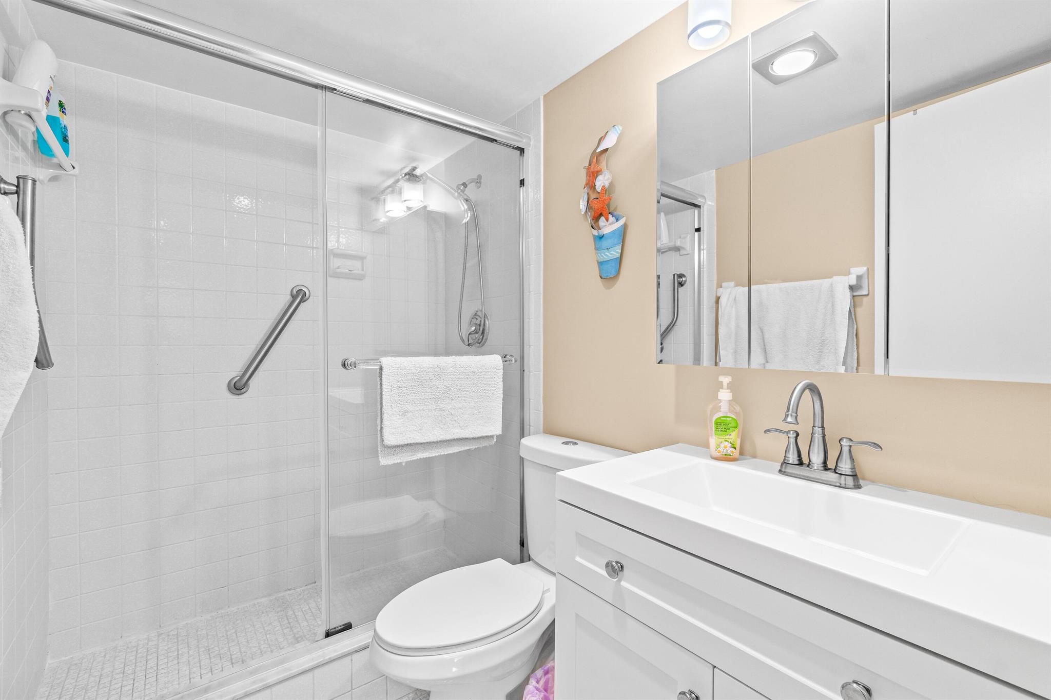 2008 S Federal Highway 401