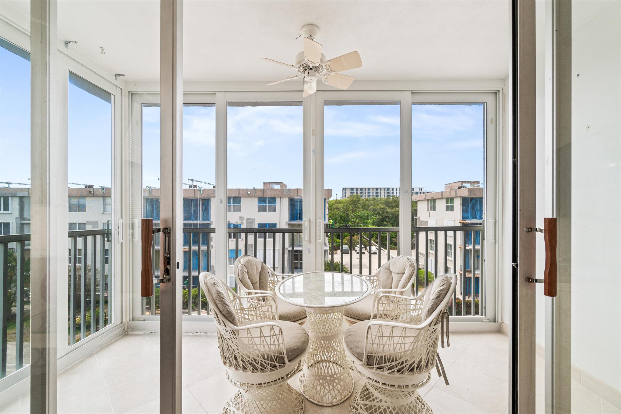 2008 S Federal Highway 401