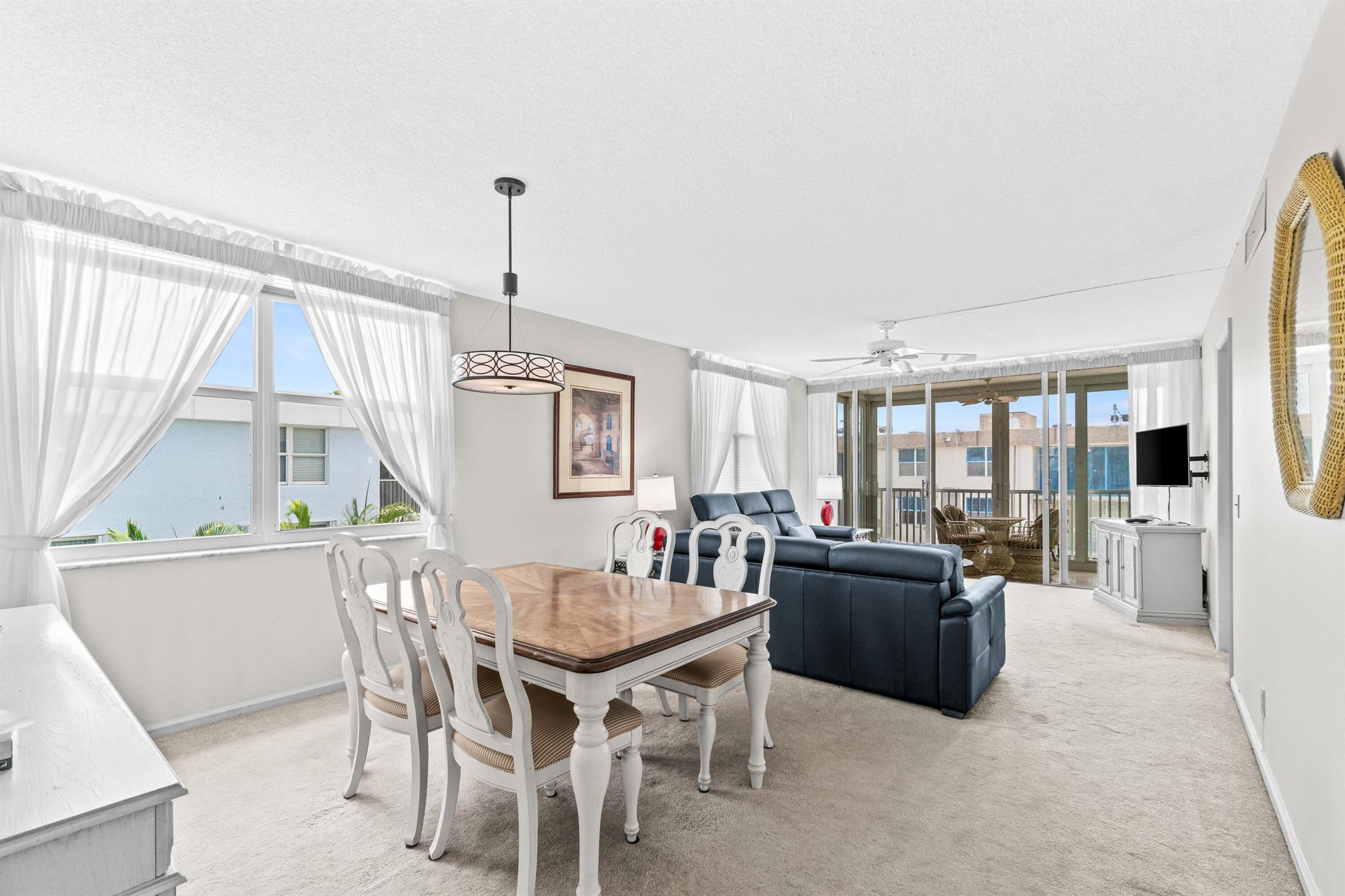 2008 S Federal Highway 401