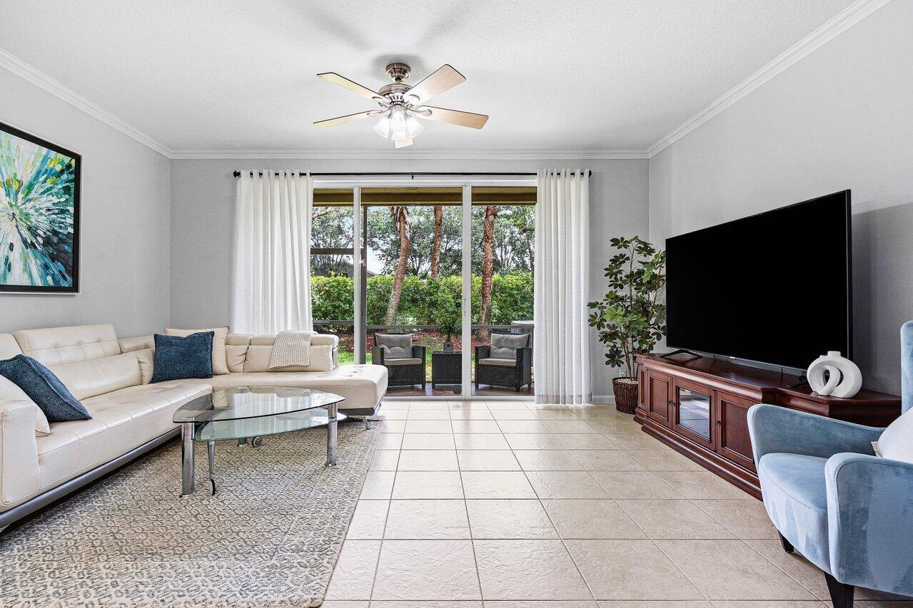 9899 Porta Leona Lane 9899