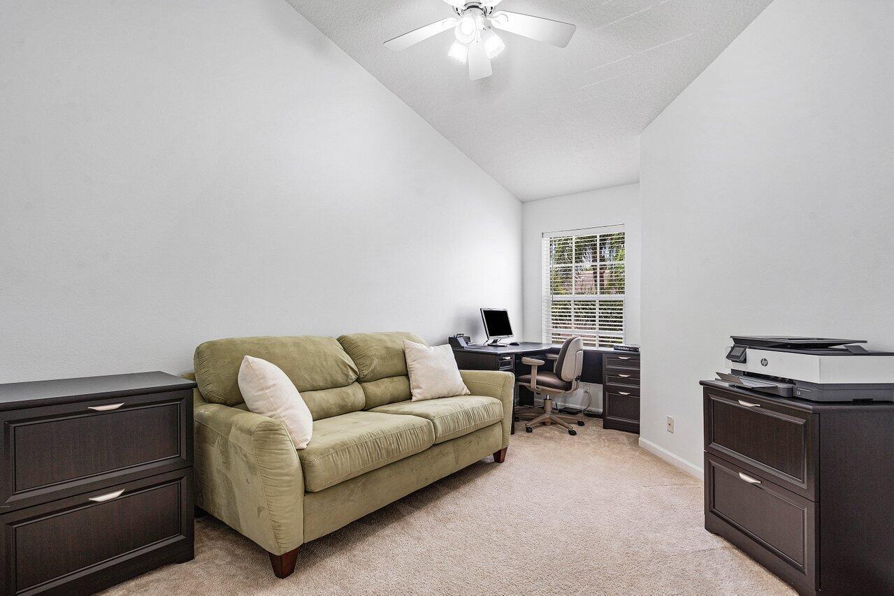 9899 Porta Leona Lane 9899