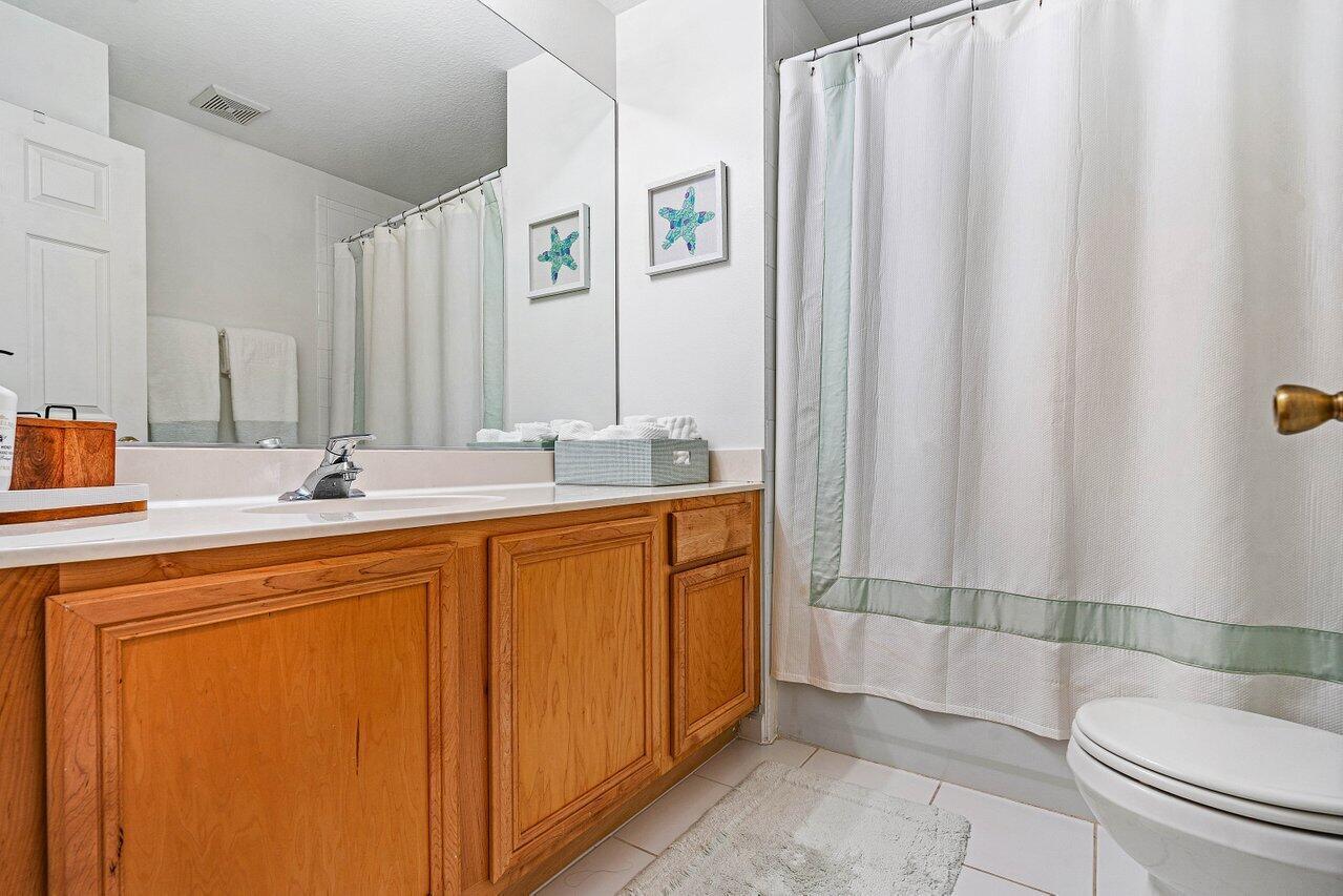 9899 Porta Leona Lane 9899