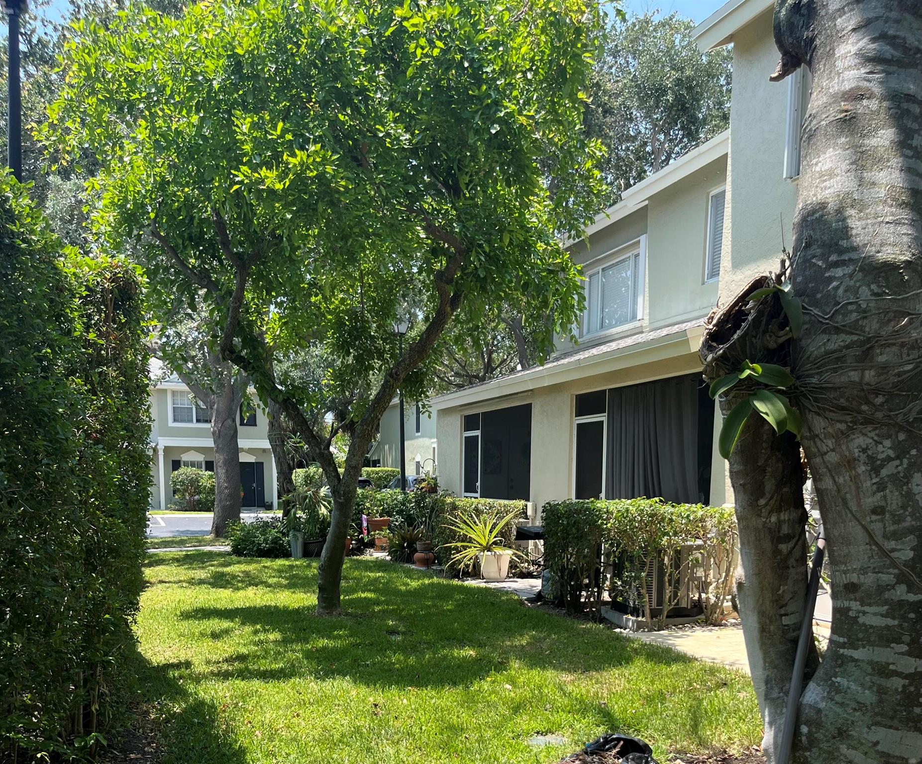 925 Kokomo Key Lane