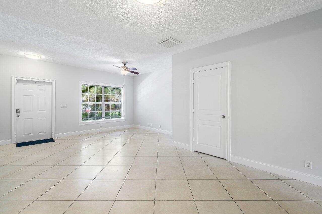 925 Kokomo Key Lane