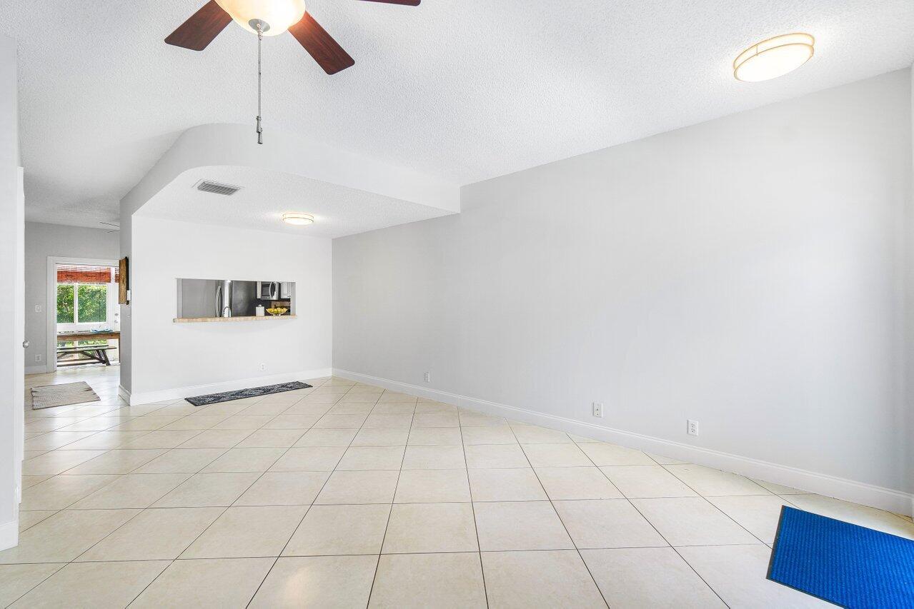 925 Kokomo Key Lane