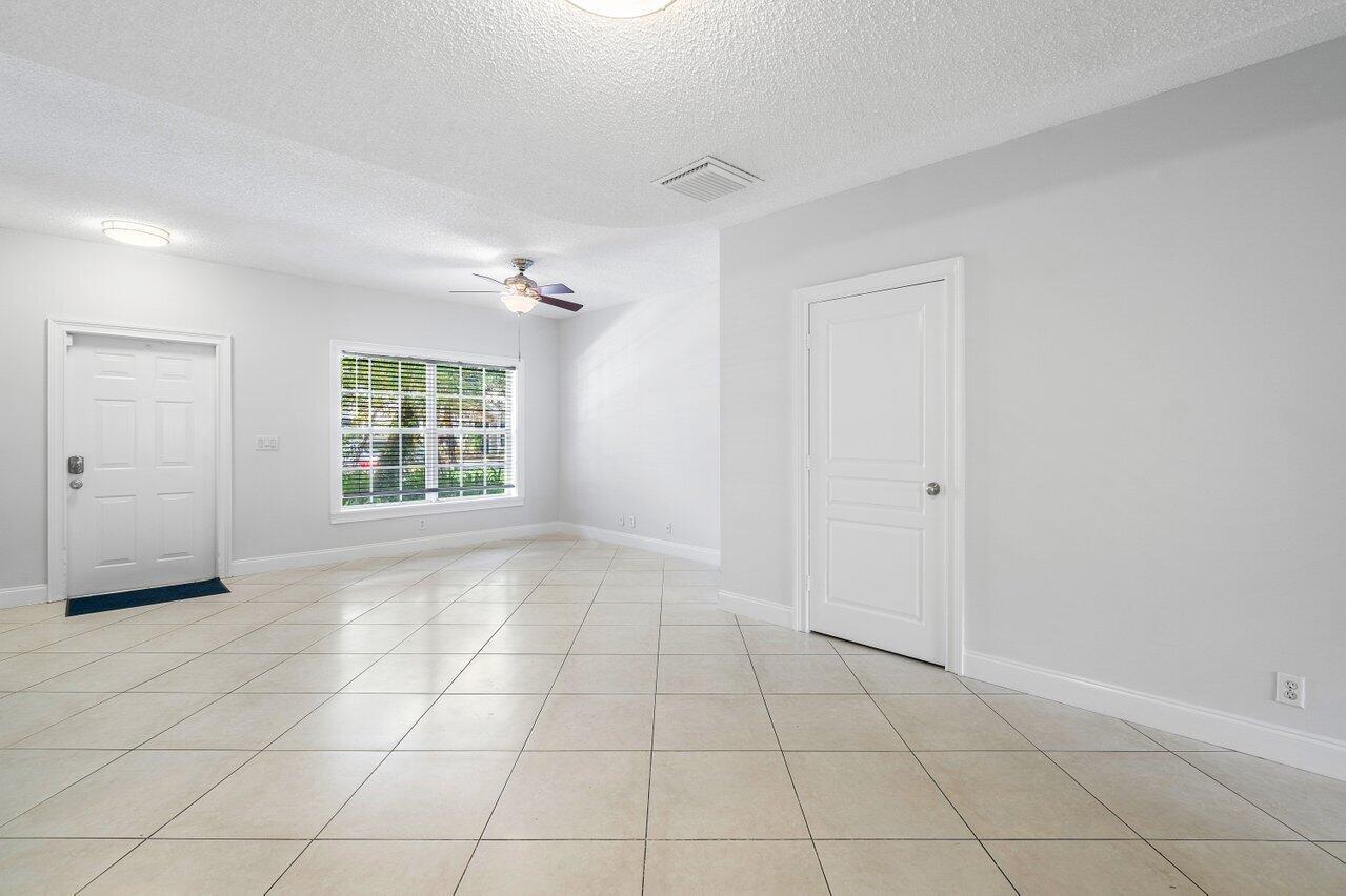 925 Kokomo Key Lane