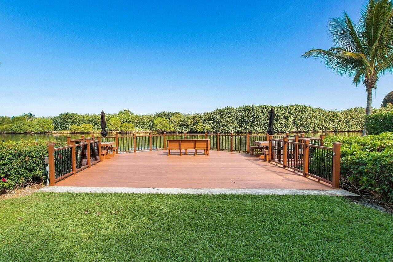 925 Kokomo Key Lane