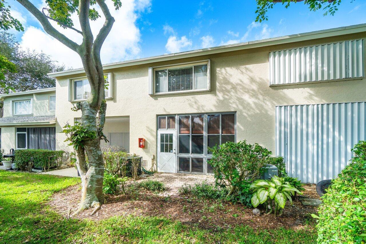 925 Kokomo Key Lane