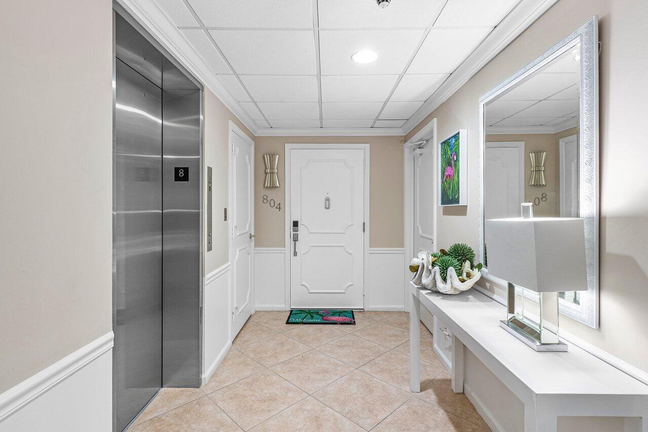 400 Seasage Drive 804