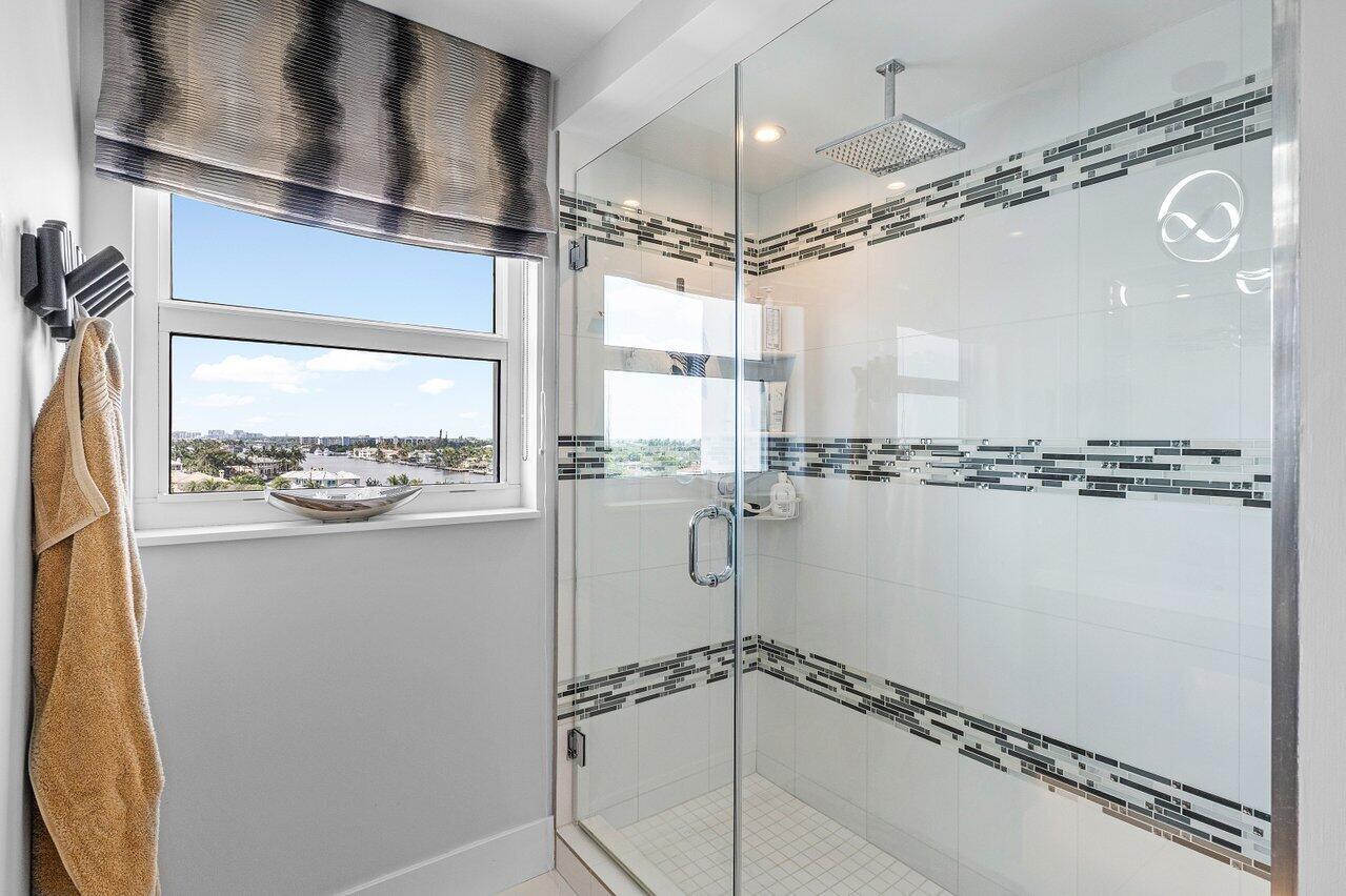 400 Seasage Drive 804