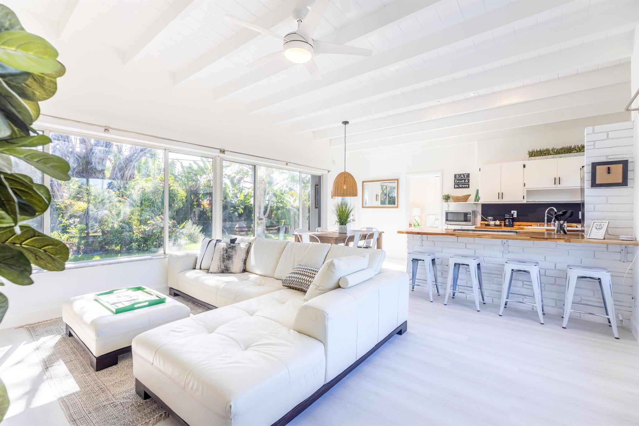 3117 Fernwood Drive