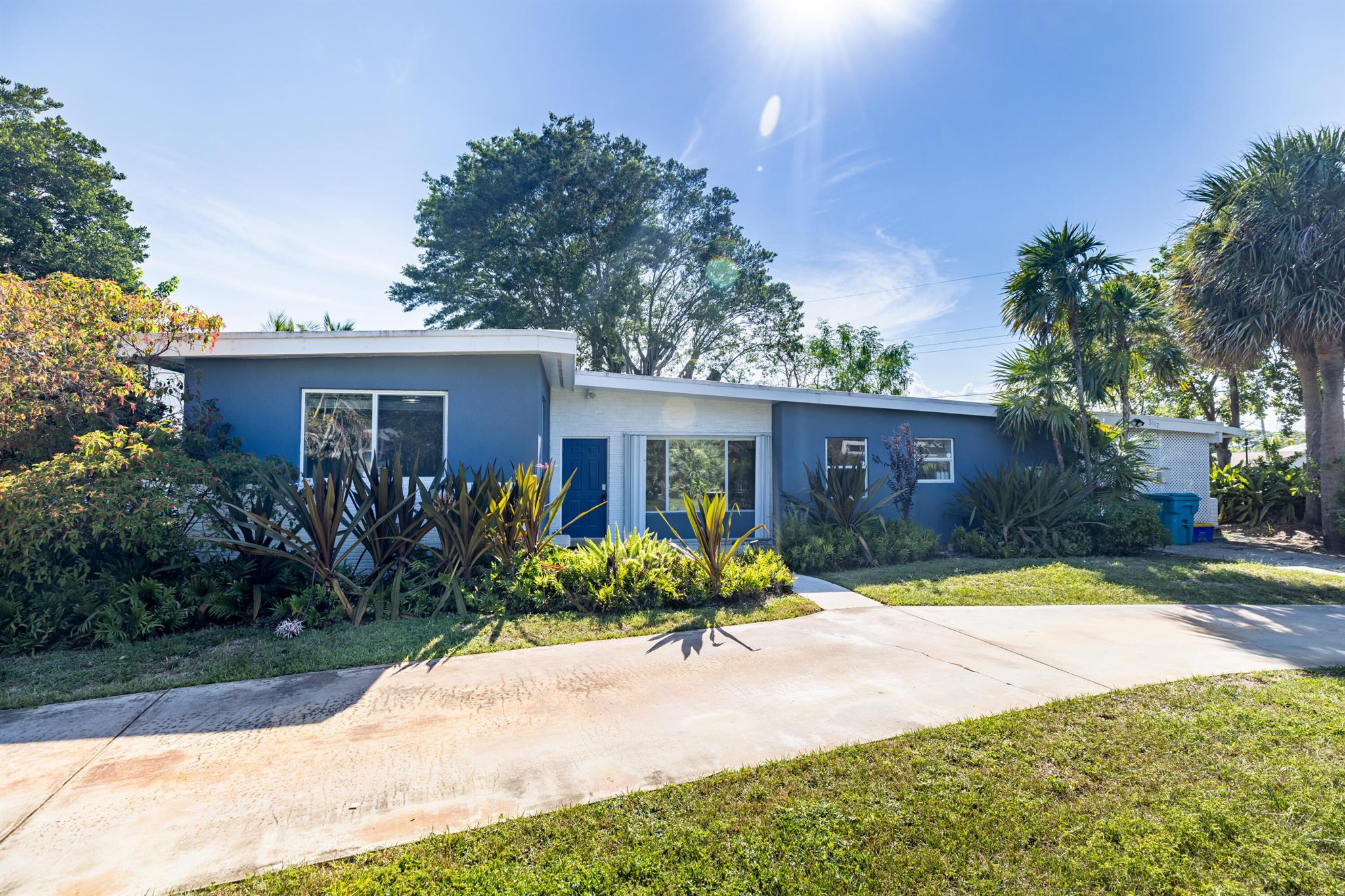 3117 Fernwood Drive