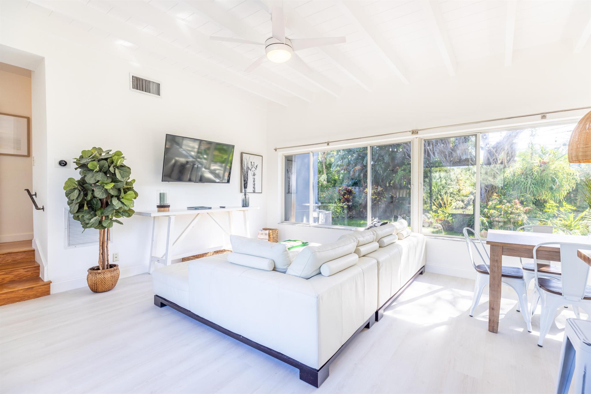 3117 Fernwood Drive