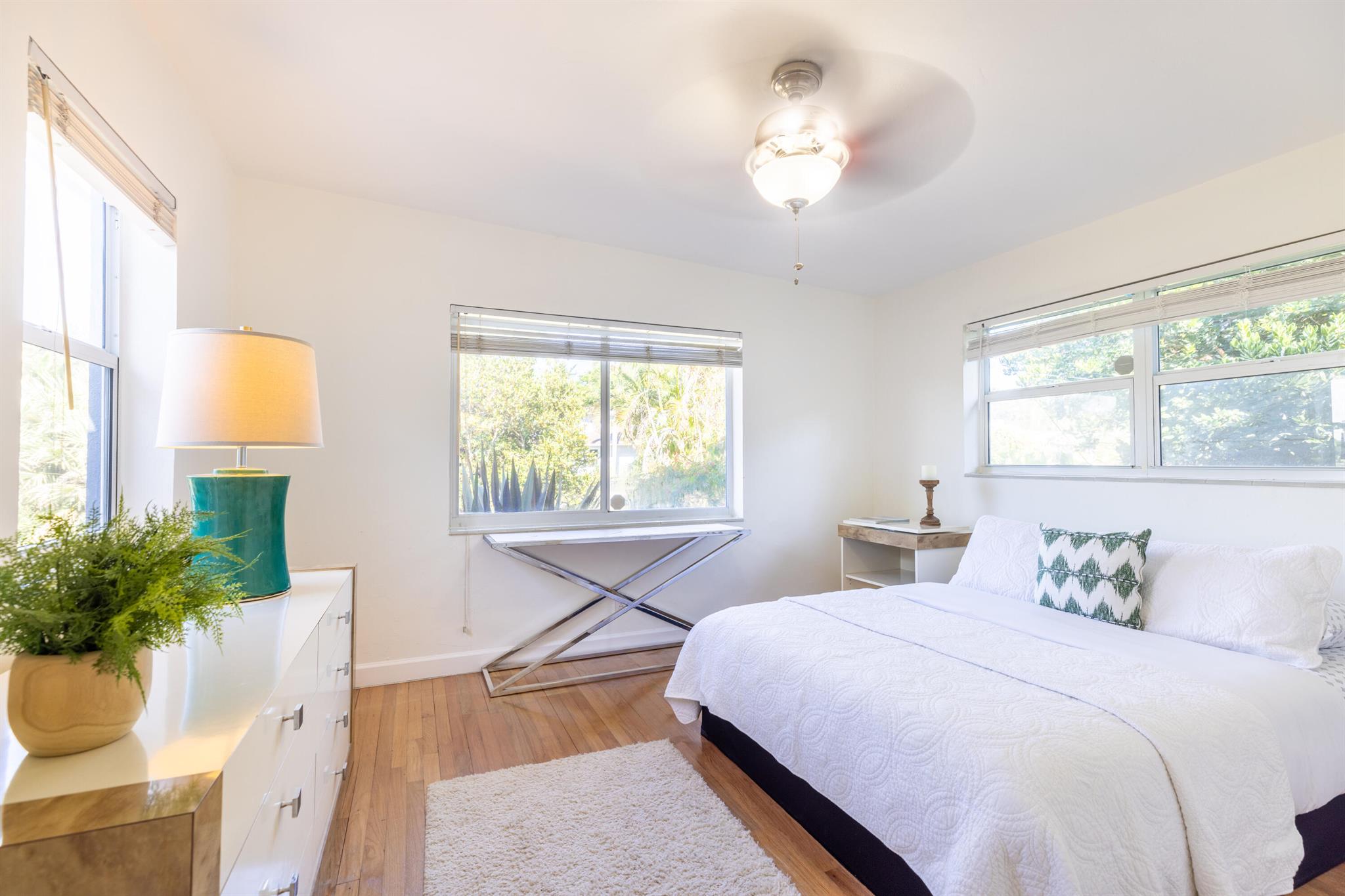 3117 Fernwood Drive