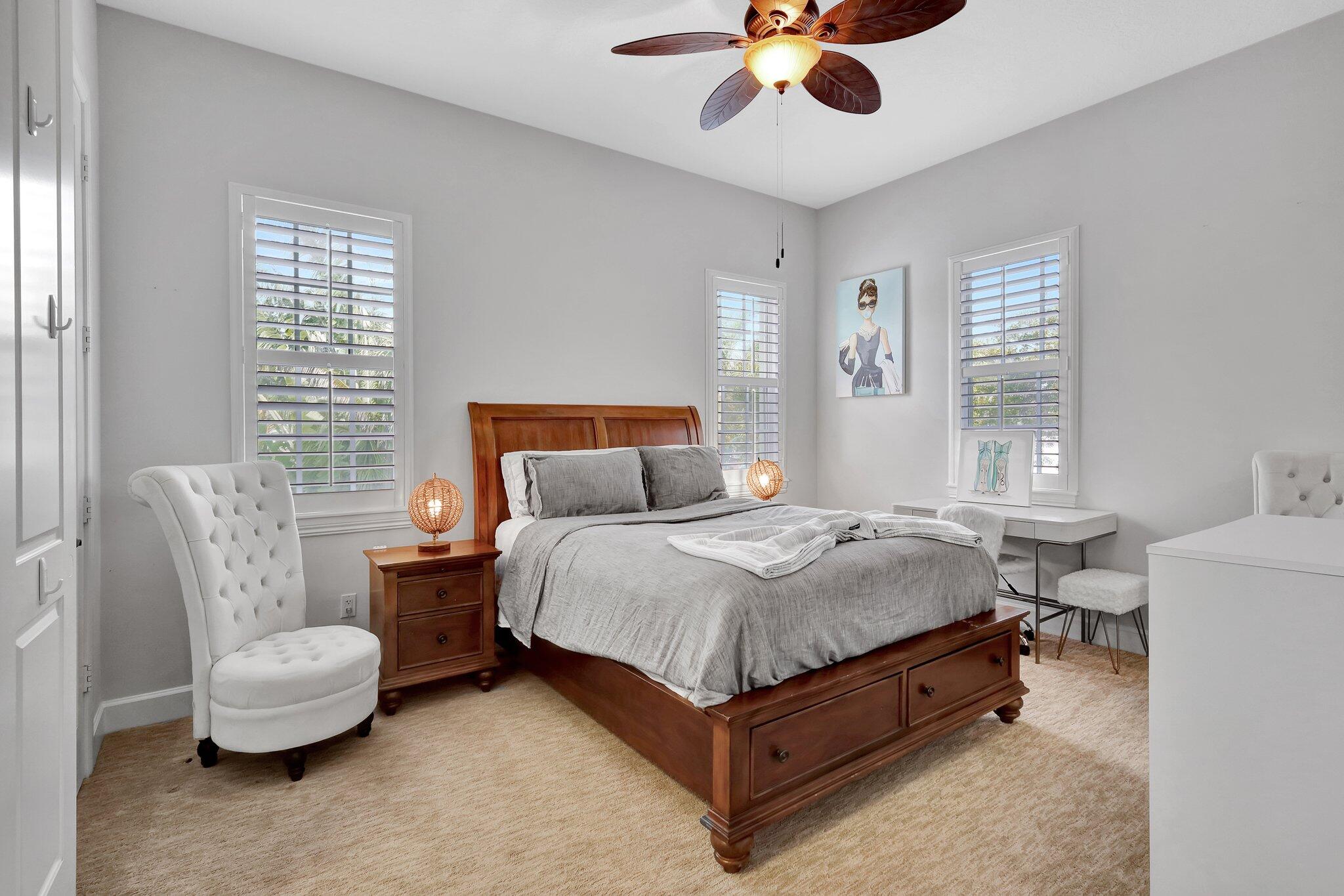 200 NE 2nd Avenue 215