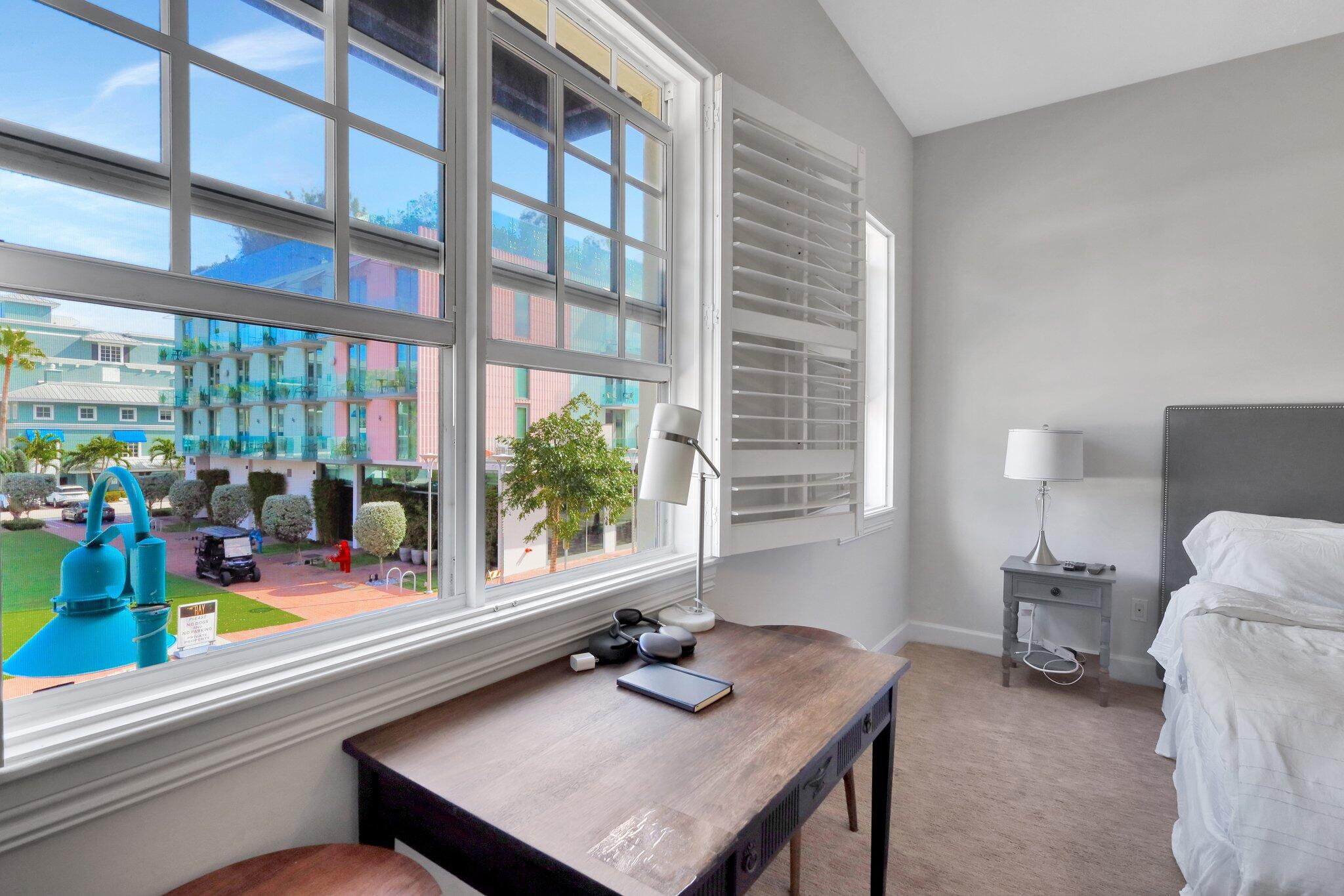 200 NE 2nd Avenue 215