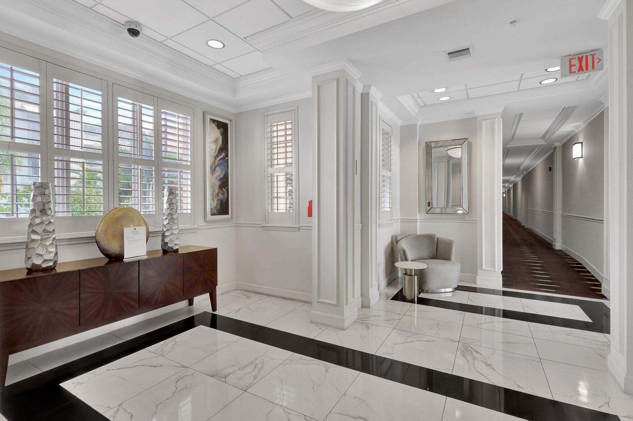 200 NE 2nd Avenue 215