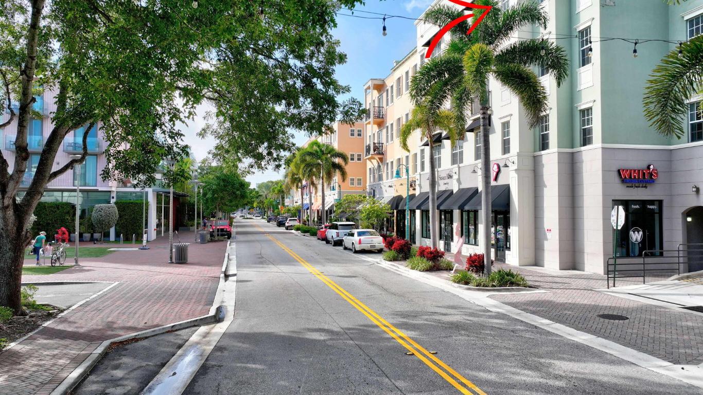 200 NE 2nd Avenue 215