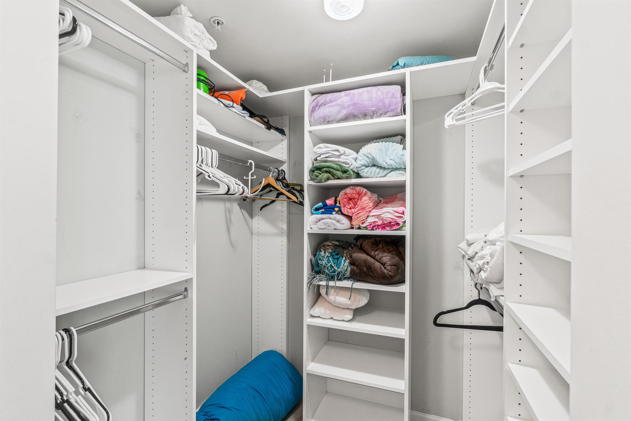 225 NE 1st Street 207