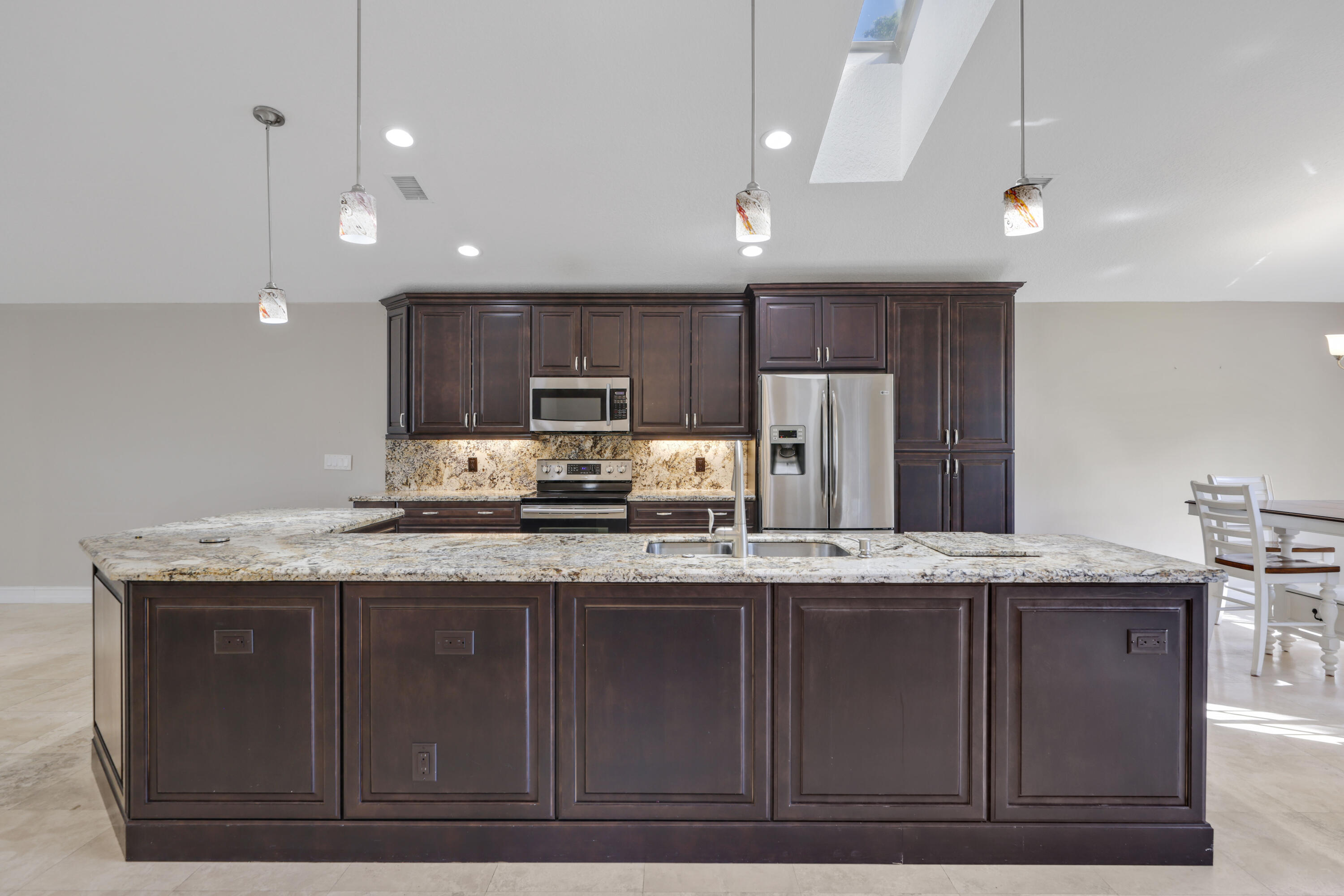 7546 Ironbridge Circle