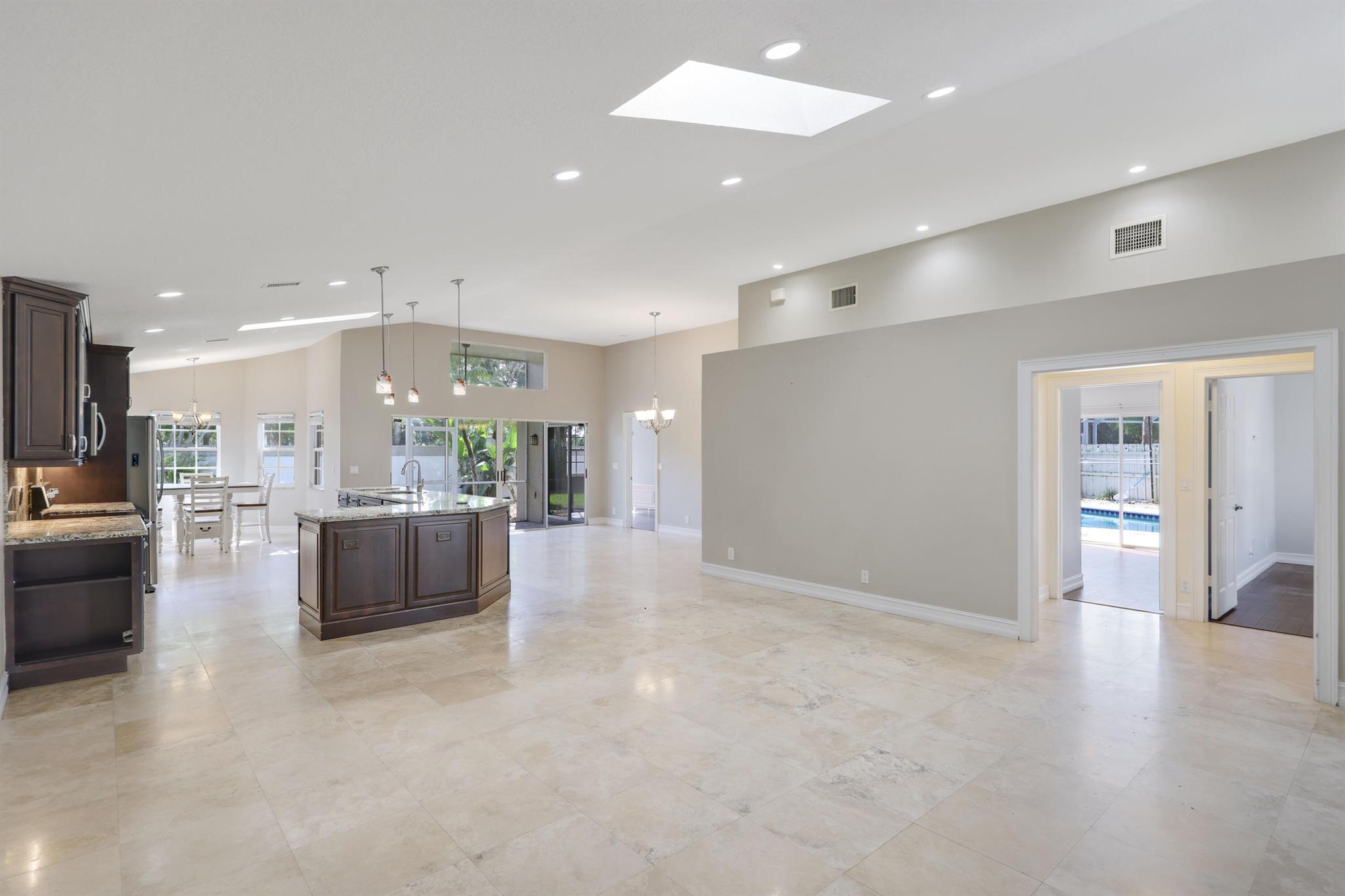 7546 Ironbridge Circle